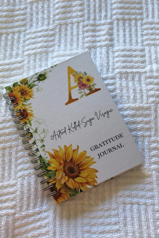Personalised Floral Gratitude journal with daily and weekly reflections for women