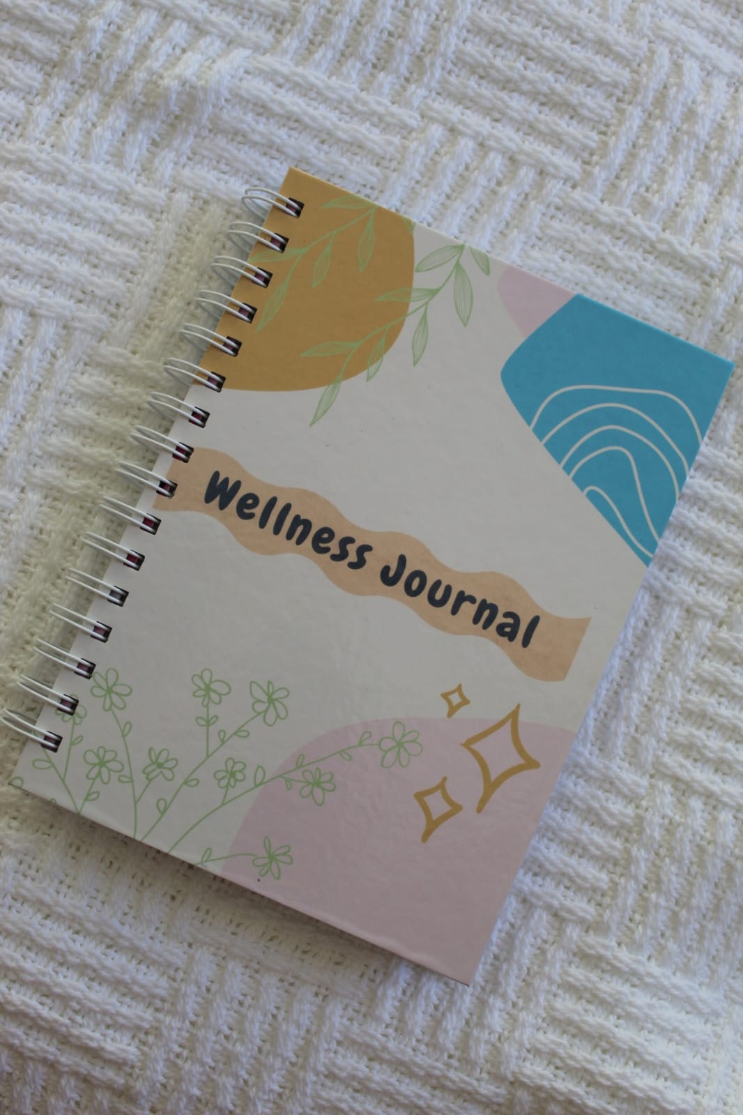 Personalised Daily Wellness Journal with habit trackers and meal plans 