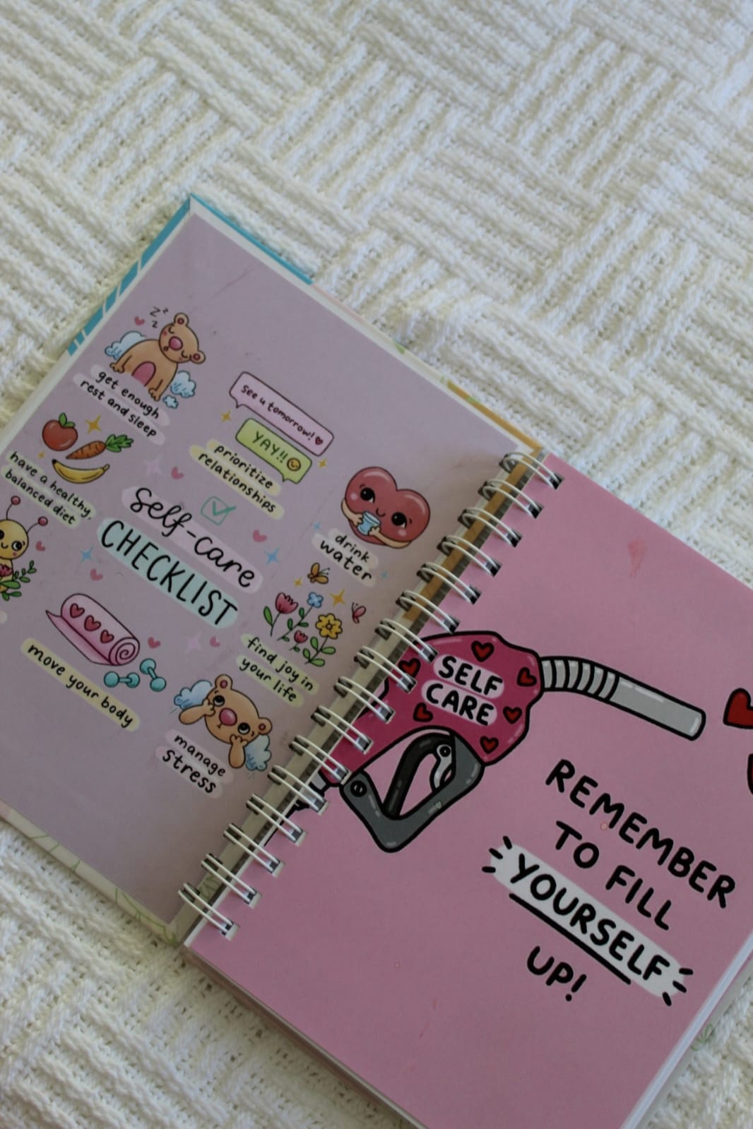 Personalised Daily Wellness Journal with habit trackers and meal plans 